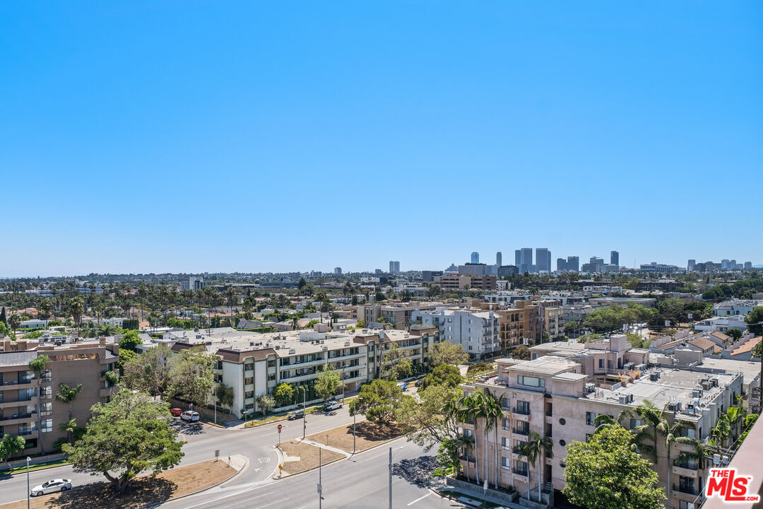 321 S San Vicente Blvd Unit: 1002