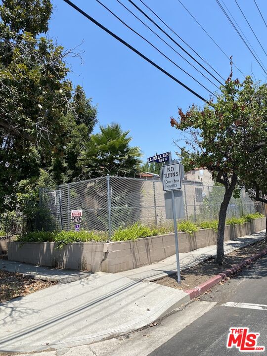 800 N La Jolla Ave