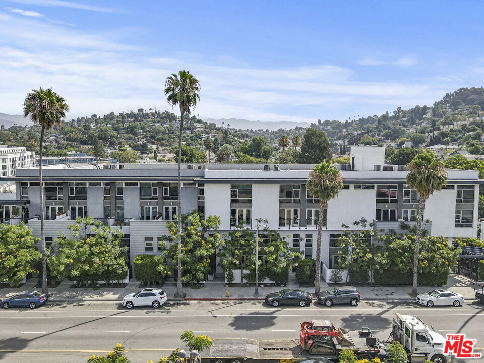 4111 W Sunset Blvd Unit: 230