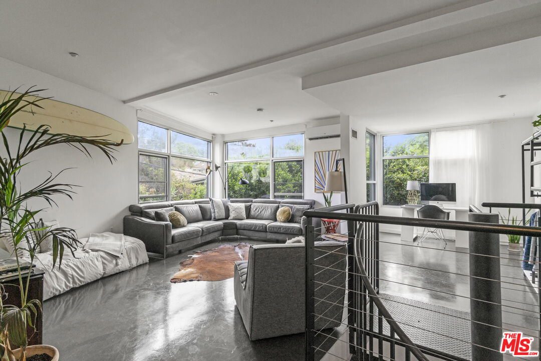 4111 W Sunset Blvd Unit: 230