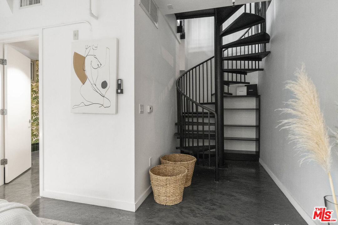 4111 W Sunset Blvd Unit: 230