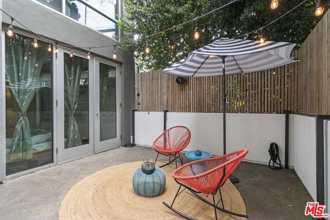 4111 W Sunset Blvd Unit: 230