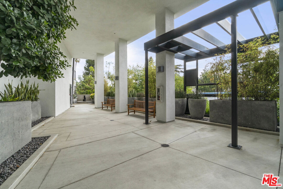 4111 W Sunset Blvd Unit: 230