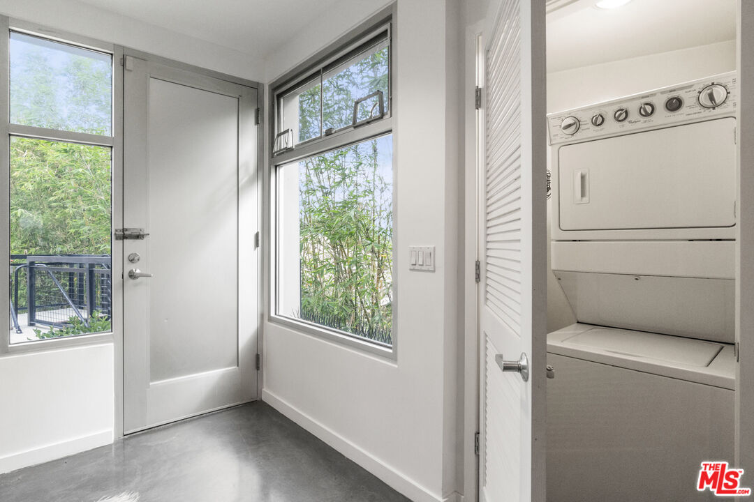 4111 W Sunset Blvd Unit: 230