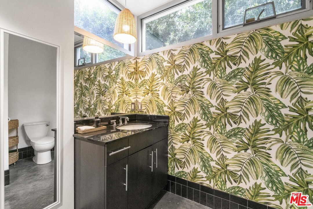 4111 W Sunset Blvd Unit: 230