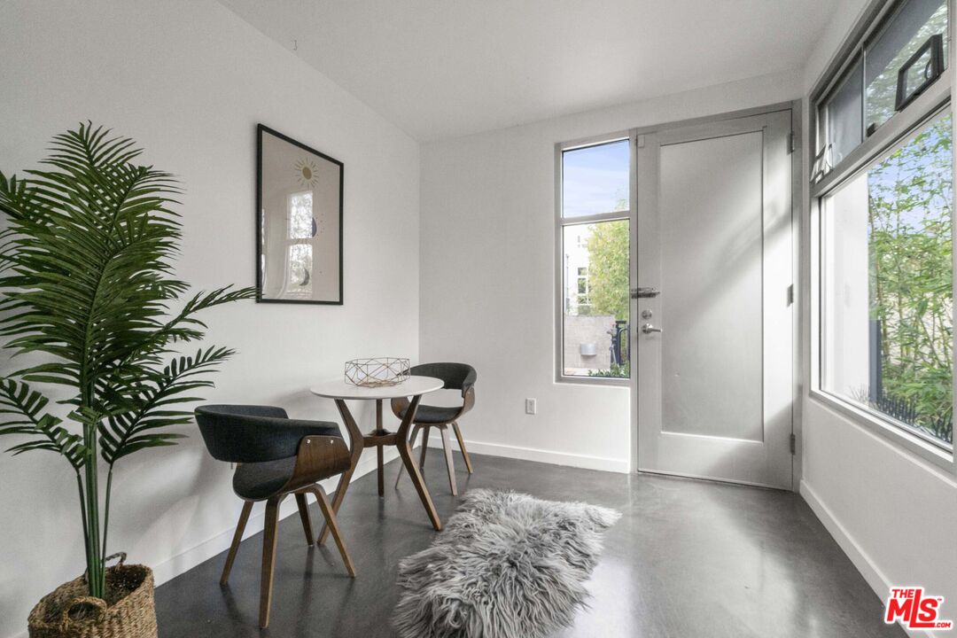 4111 W Sunset Blvd Unit: 230