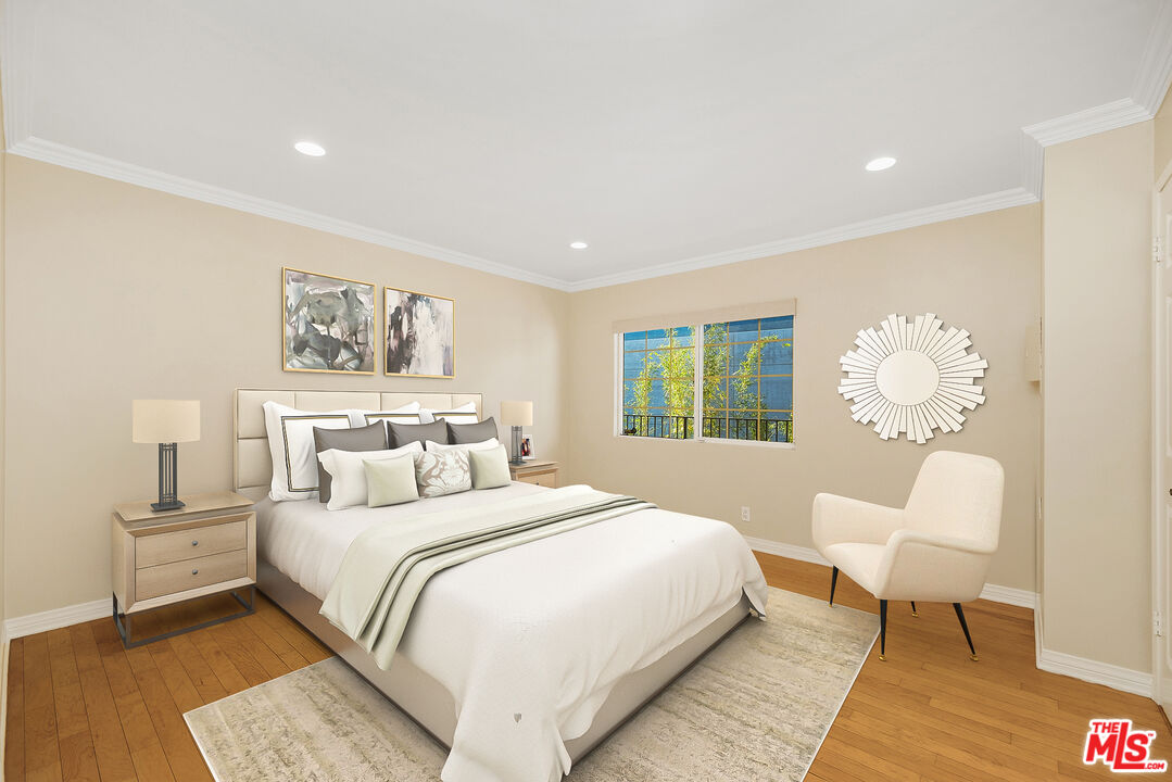 1228 N La Cienega Blvd Unit: 304