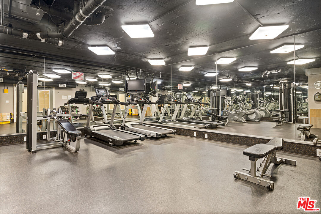 141 S Clark Dr Unit: 529