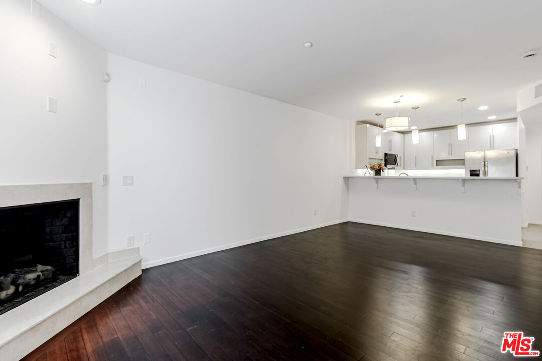 733 S Manhattan Pl Unit: 501