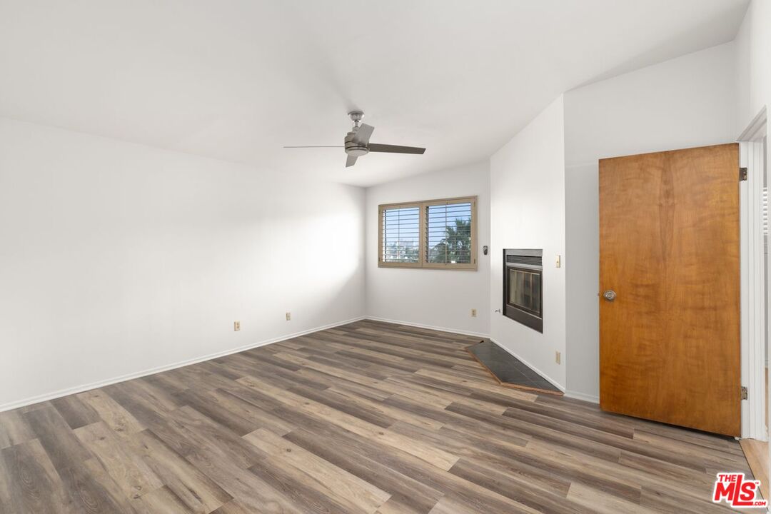 3023 Berkeley Ave Unit: 7