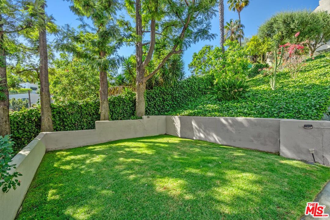 3023 Berkeley Ave Unit: 7