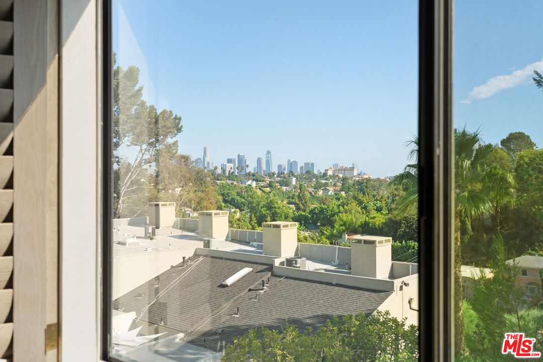 3023 Berkeley Ave Unit: 7