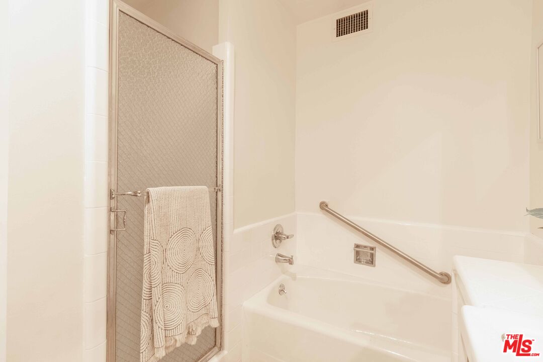 3407 Huxley St Unit: 24