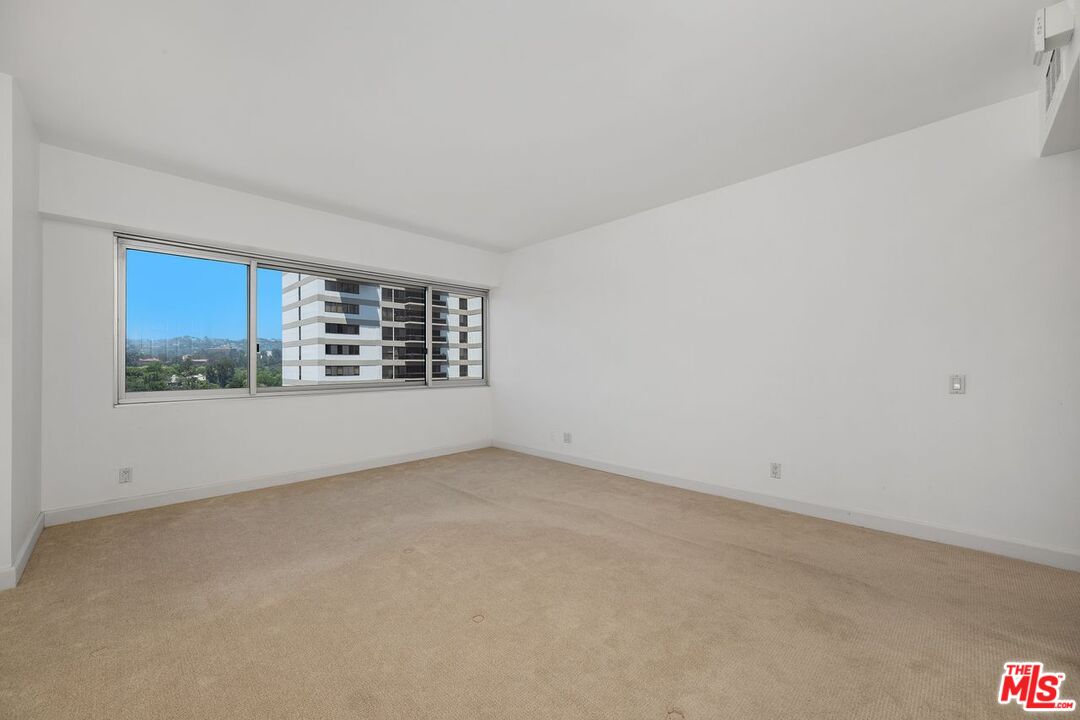 10450 Wilshire Blvd Unit: 11G
