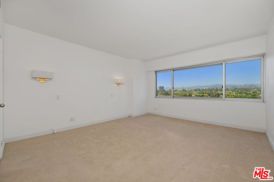 10450 Wilshire Blvd Unit: 11G