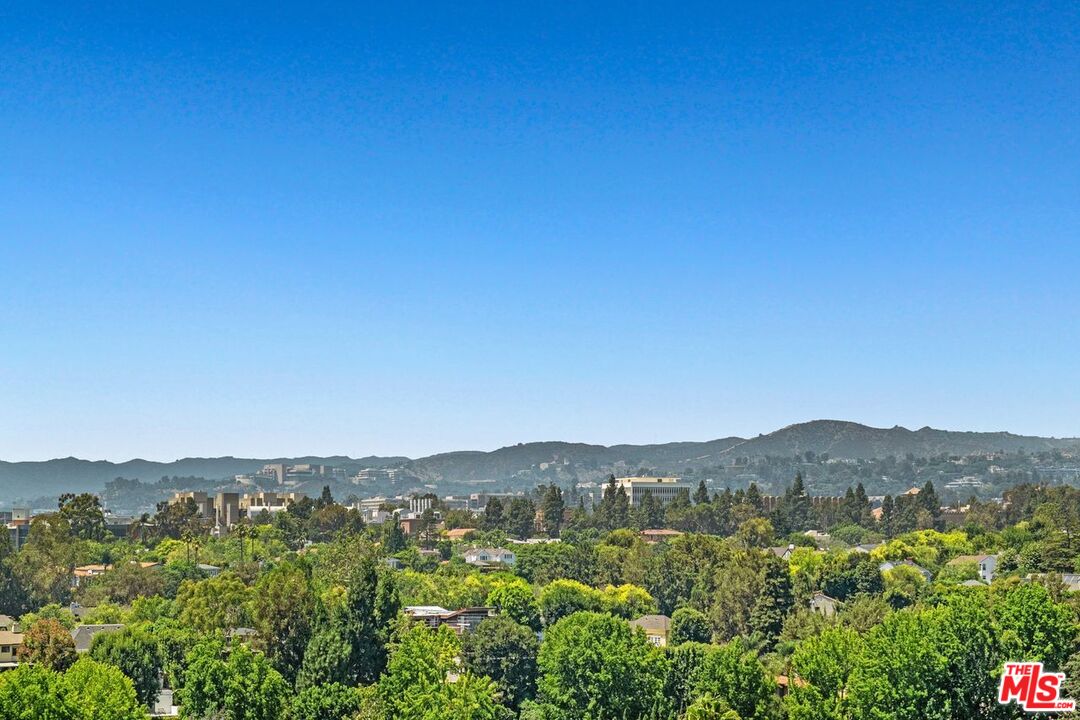 10450 Wilshire Blvd Unit: 11G