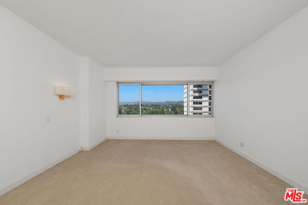 10450 Wilshire Blvd Unit: 11G