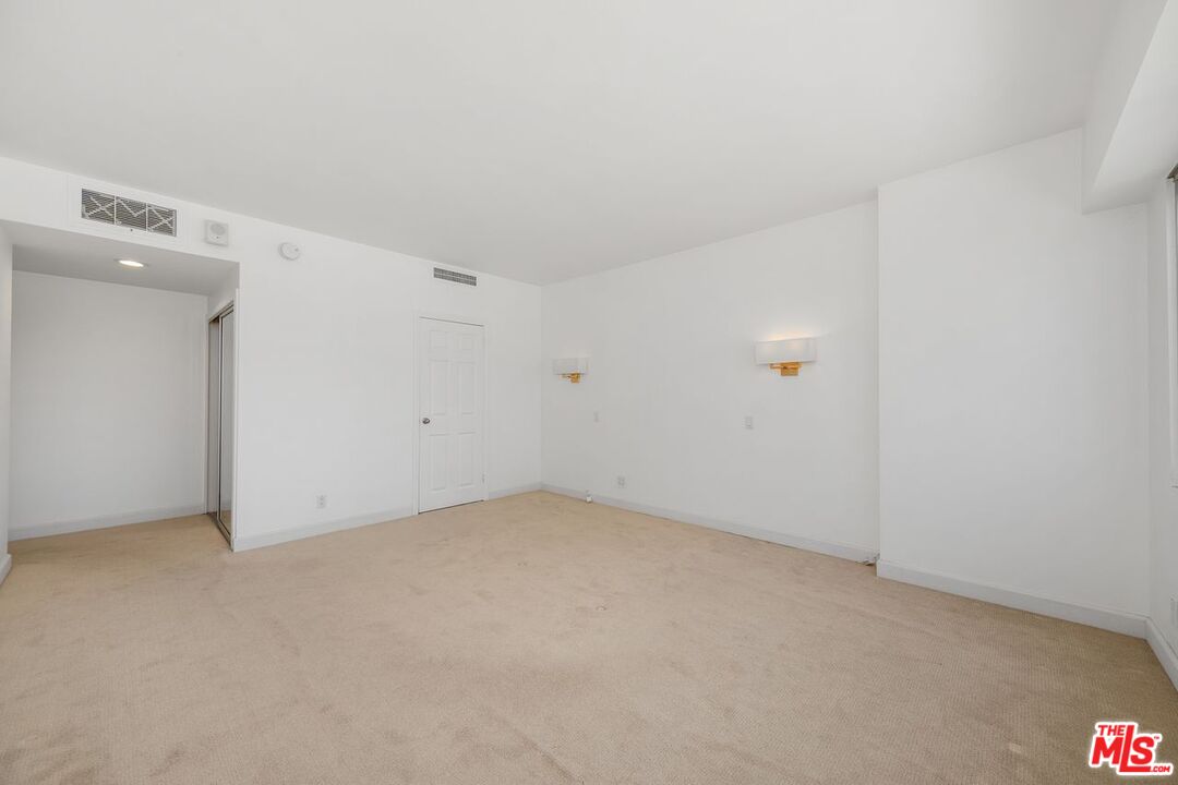 10450 Wilshire Blvd Unit: 11G