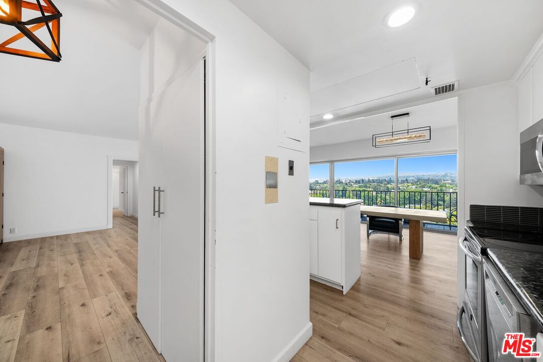 10450 Wilshire Blvd Unit: 11G