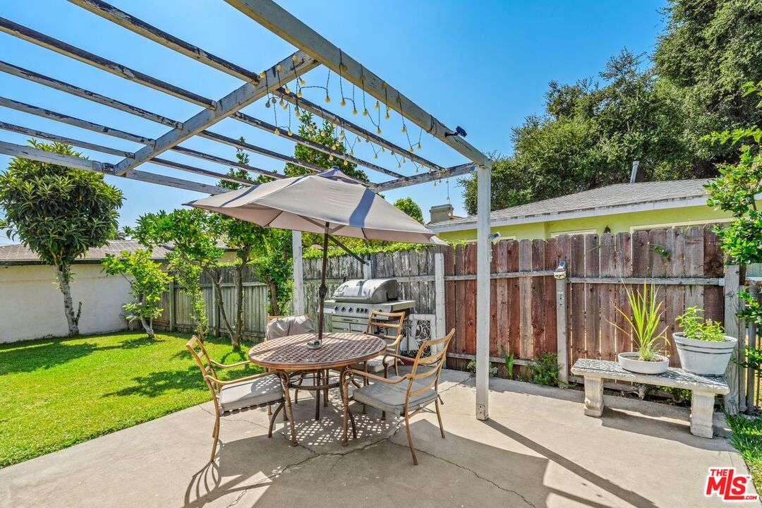9732 E Camino Real Ave