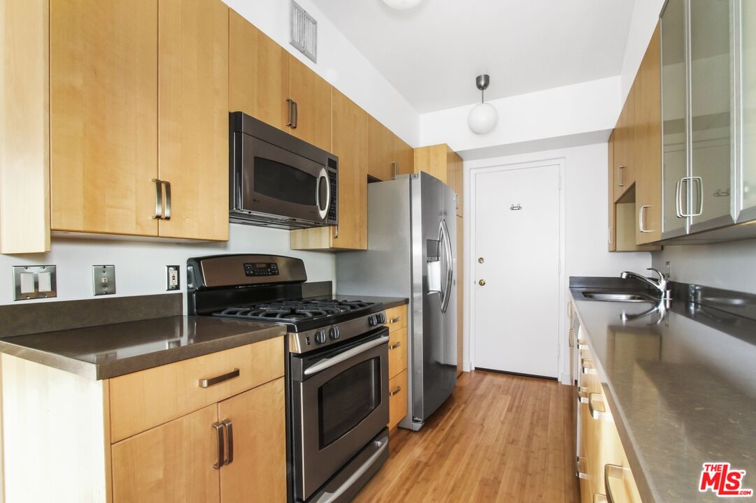 4411 Los Feliz Blvd Unit: 603