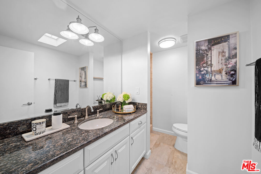 10671 Holman Ave Unit: 307