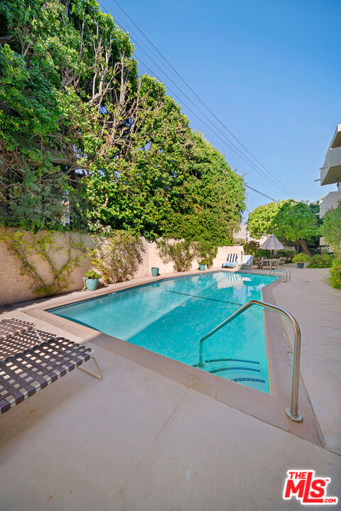 10671 Holman Ave Unit: 307