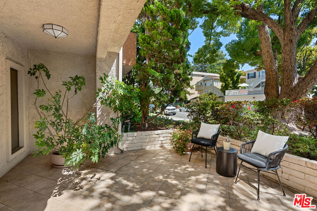 10671 Holman Ave Unit: 307