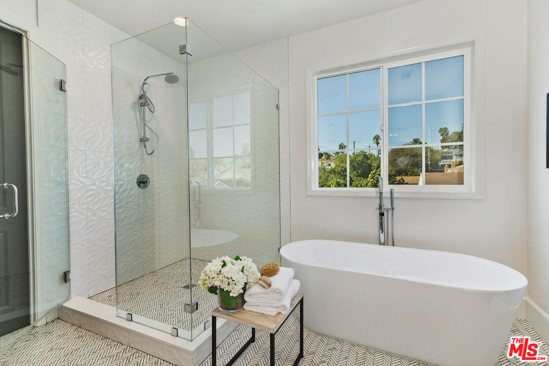 3211 Castle Heights Ave