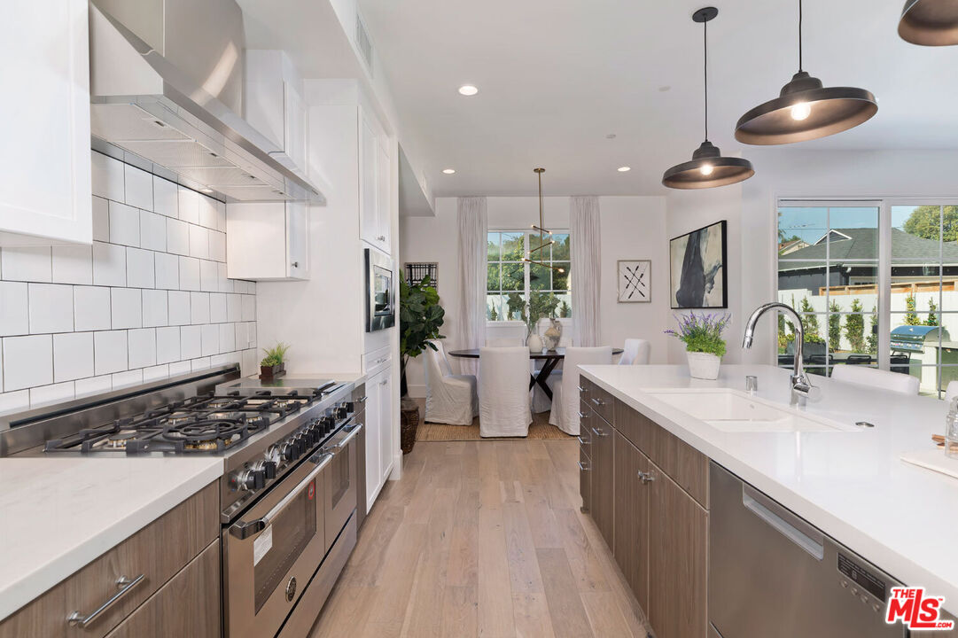 3211 Castle Heights Ave