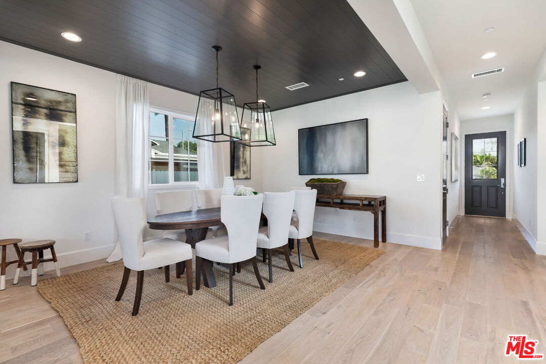 3211 Castle Heights Ave