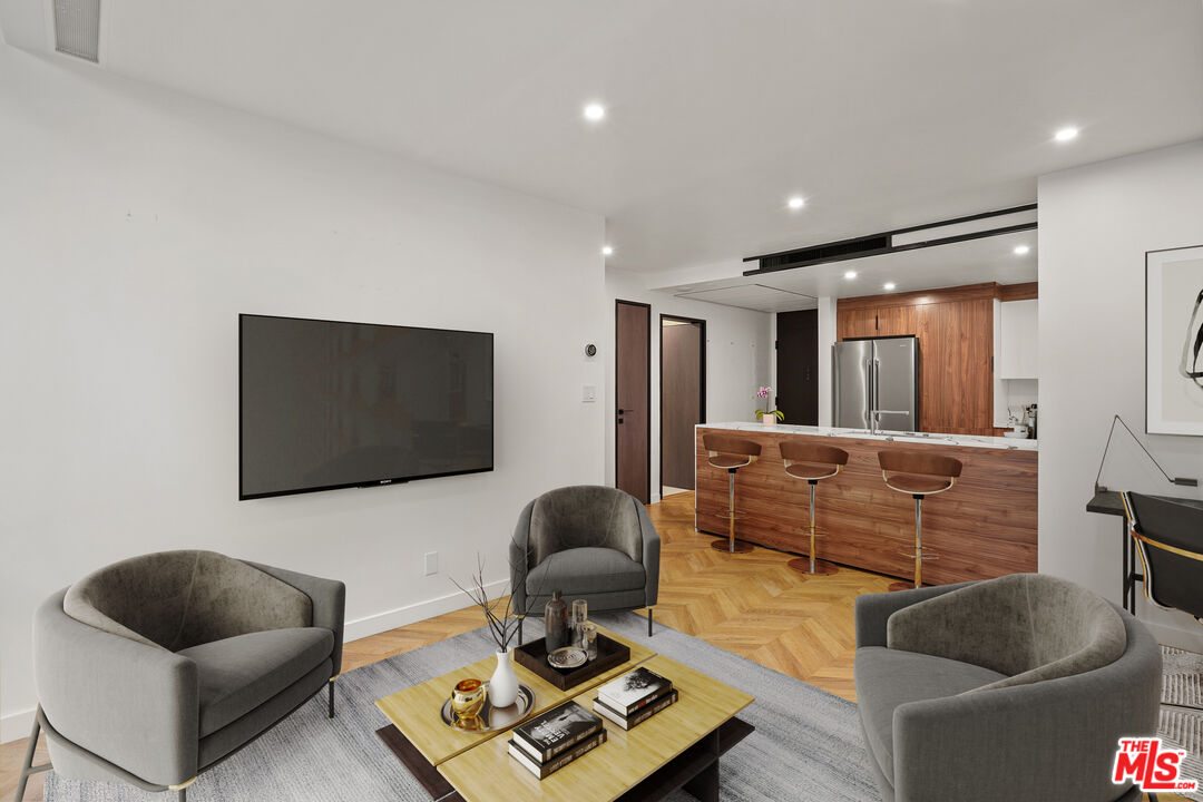 2170 Century Park Unit: 103S