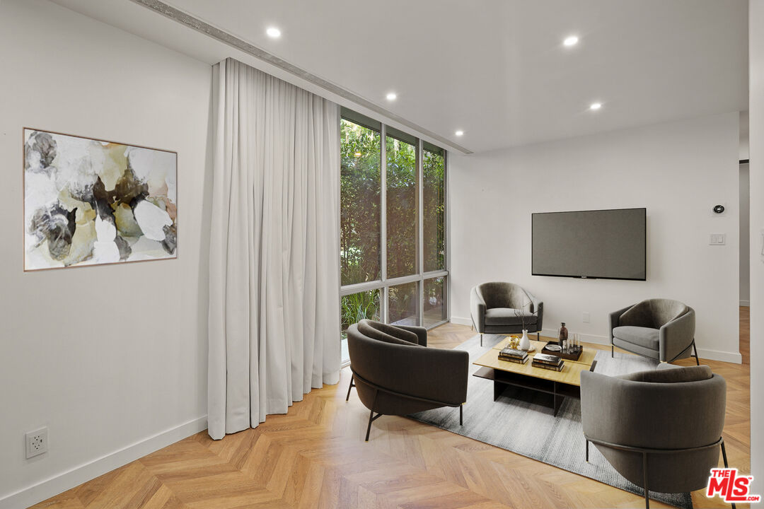 2170 Century Park Unit: 103S