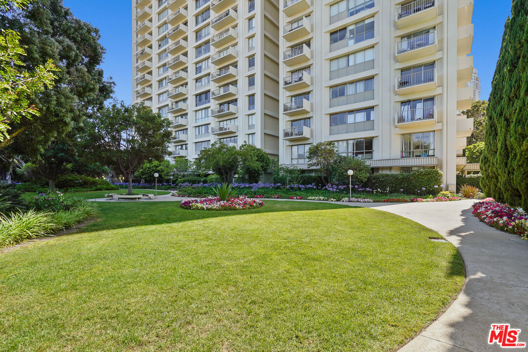 2170 Century Park Unit: 103S