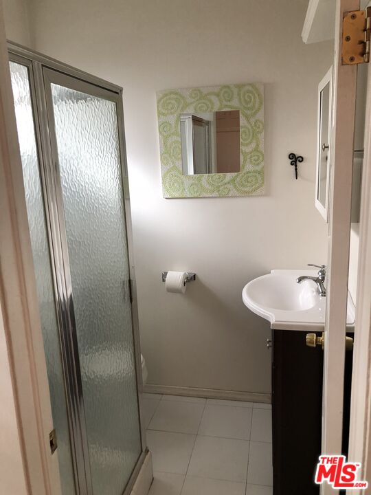 918 N San Vicente Blvd