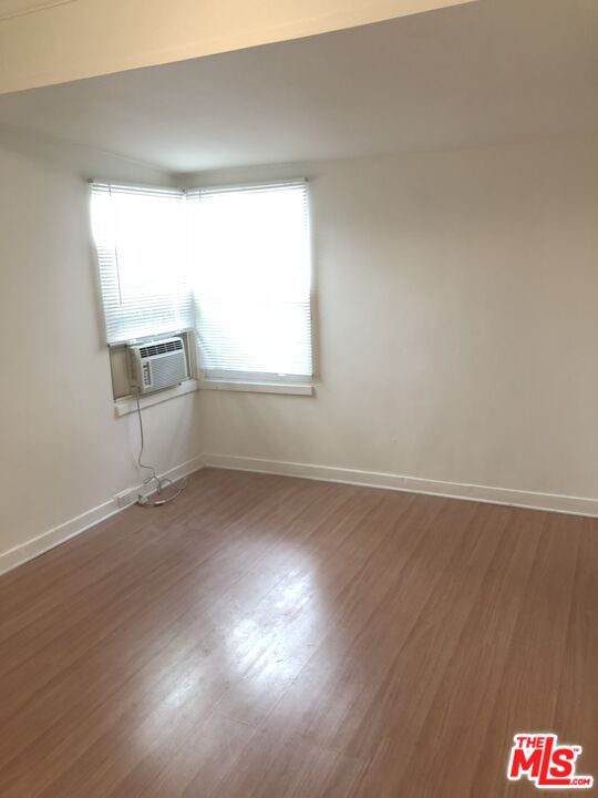 918 N San Vicente Blvd