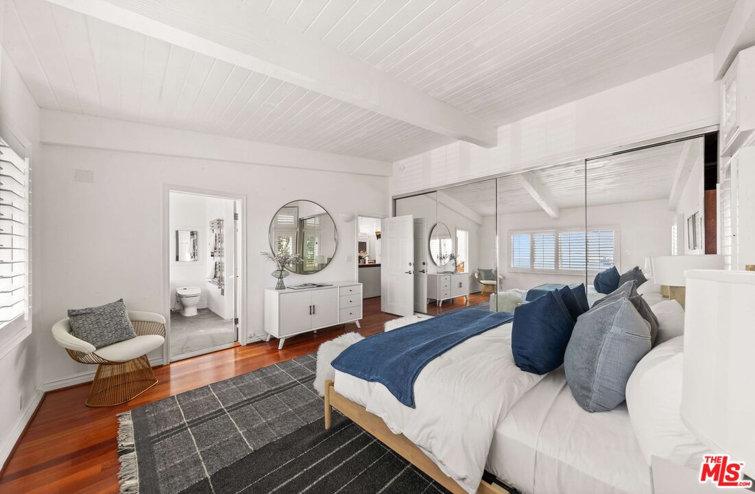 21439 Pacific Coast Hwy