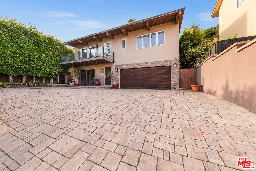 21439 Pacific Coast Hwy