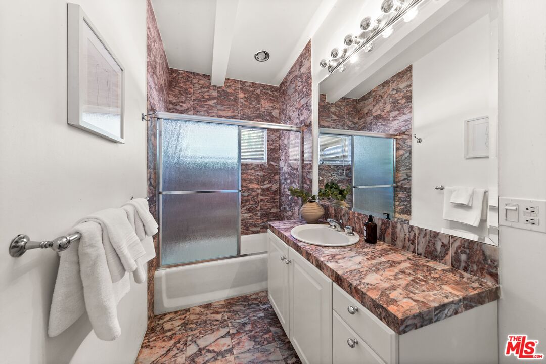 21439 Pacific Coast Hwy