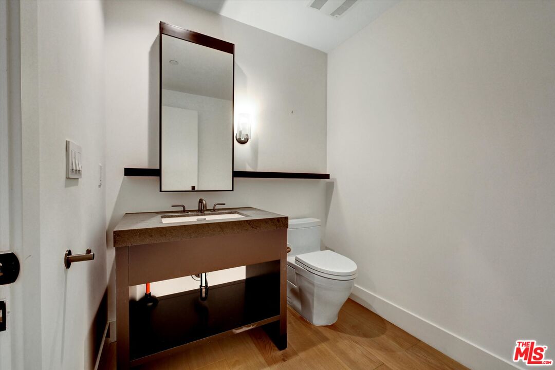 10777 Wilshire Blvd Unit: 708