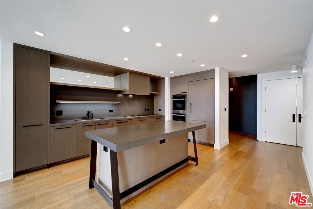 10777 Wilshire Blvd Unit: 708