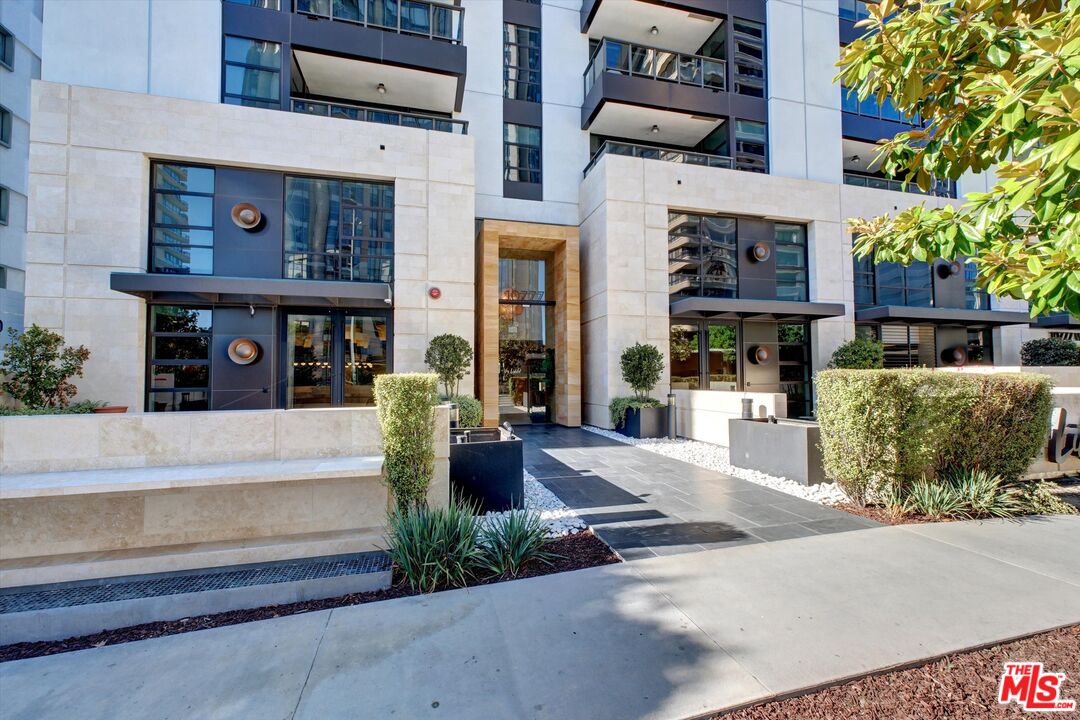 10777 Wilshire Blvd Unit: 708