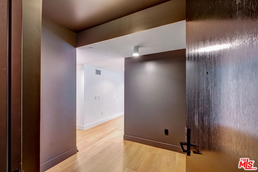 10777 Wilshire Blvd Unit: 708