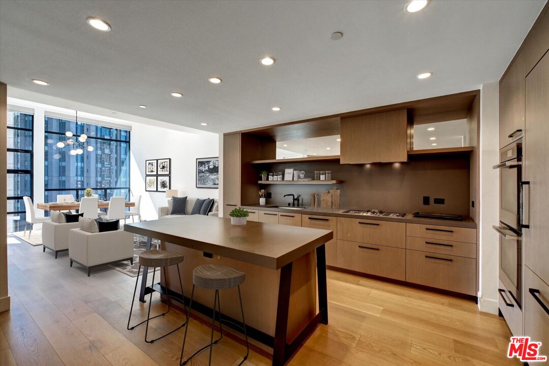 10777 Wilshire Blvd Unit: 708