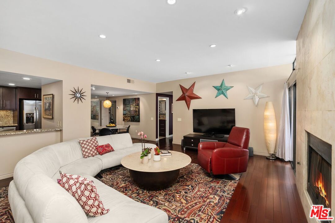 950 Hancock Ave Unit: 203