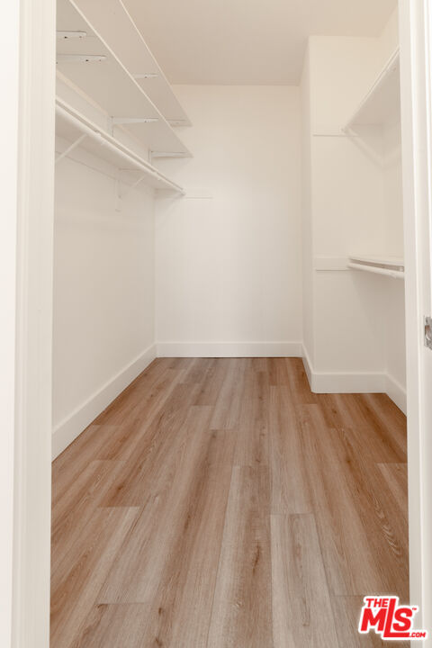 1225 Armacost Ave Unit: 102