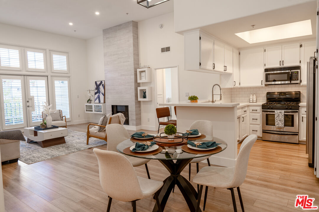 1225 Armacost Ave Unit: 102