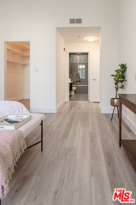 1225 Armacost Ave Unit: 102