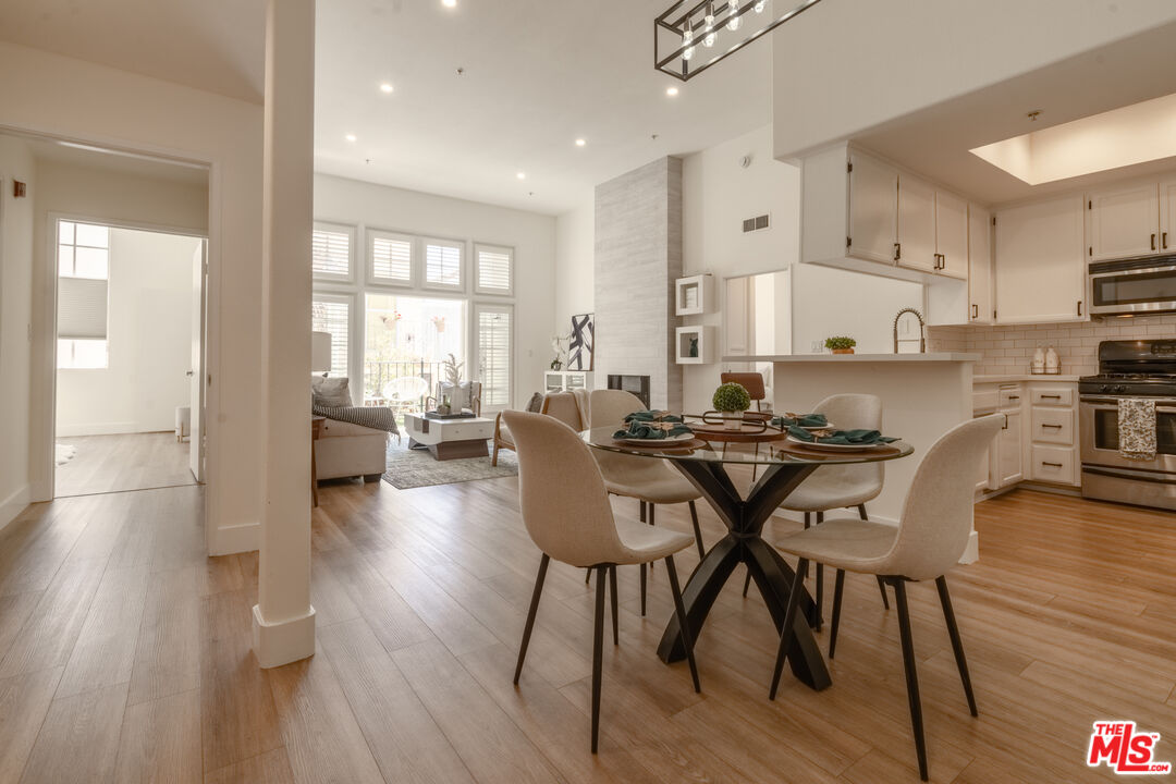 1225 Armacost Ave Unit: 102