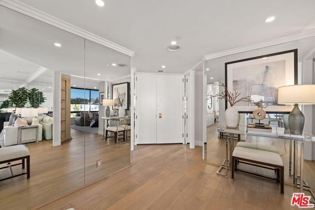 10350 Wilshire Blvd Unit: 501